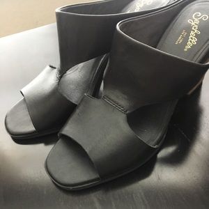 Seychelles Black Sandal Heels